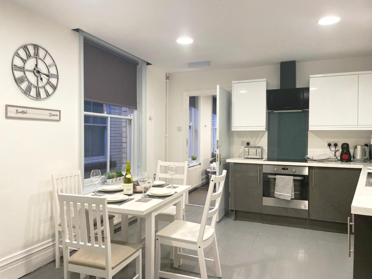 Central Penthouse By Hnfc Stays 뉴캐슬어폰타인 외부 사진